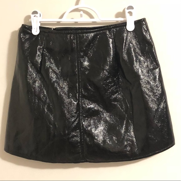 Forever 21 shiny black vinyl wrap mini skirt - Picture 3 of 11